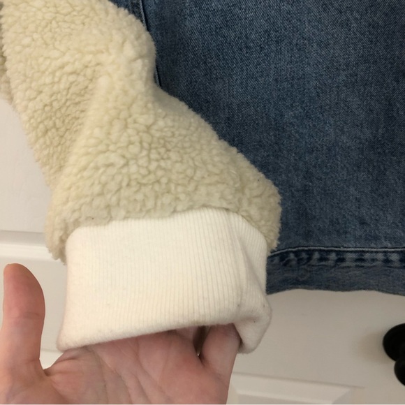 Levi's Premium Ex-Boyfriend Sherpa Hooded Trucker Jean Jacket Medium - Picture 13 of 16